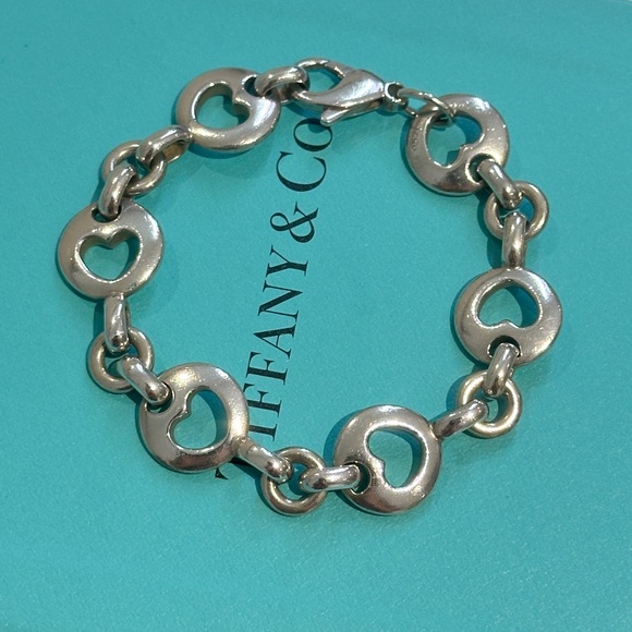 1999 Tiffany & Co. 925 Sterling Silver Stencil Heart Cut Out Bracelet - Picture 3 of 8